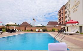 Raphael'S Hotel